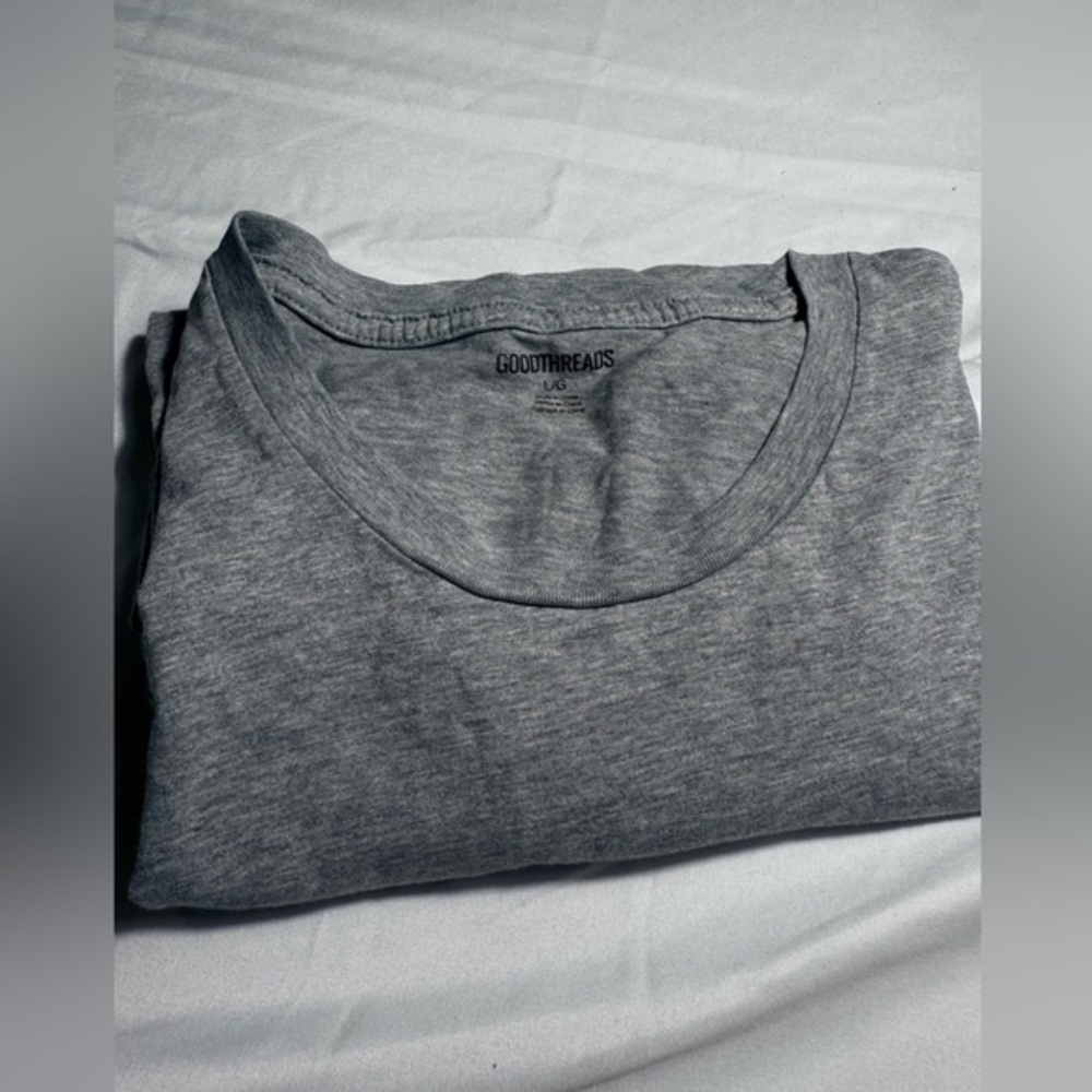 Goodthreads Gray Short Sleeve Tee - Picture 8 of 8
